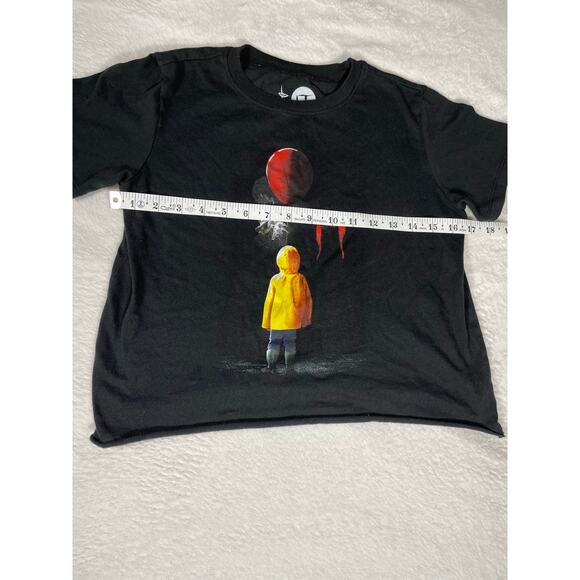 IT Movie Tee You’ll Float Too Black Shirt Size S - Picture 3 of 7